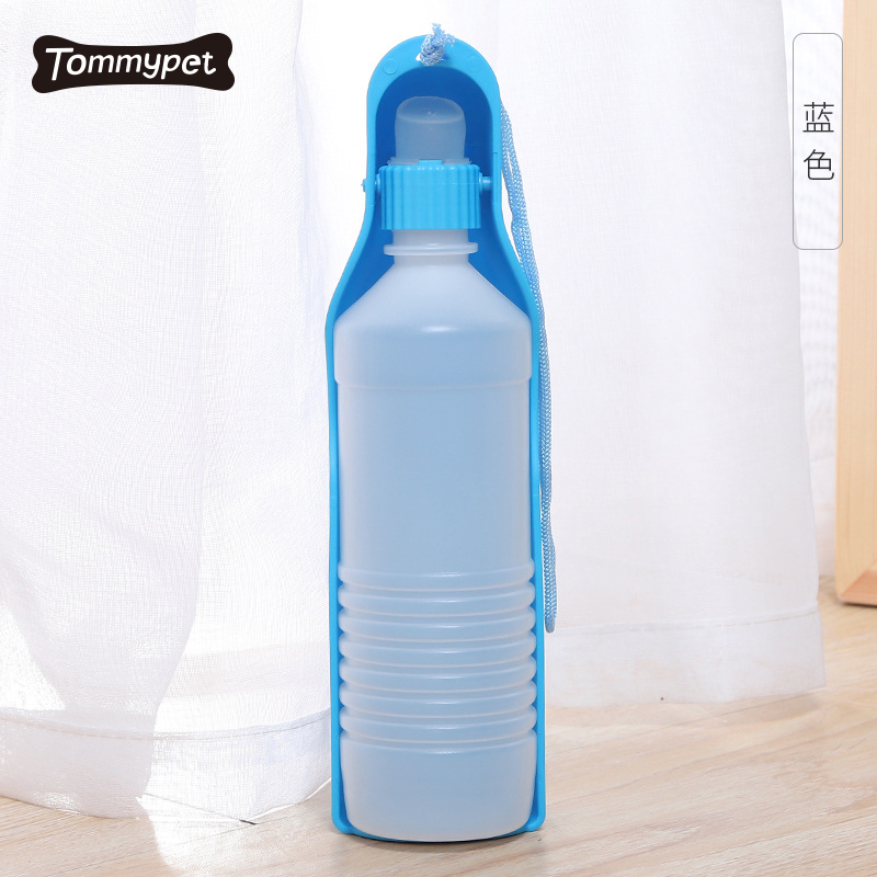 Botella de agua plegable portátil del viaje del perro del animal doméstico de la venta al por mayor barata del precio 500 ml